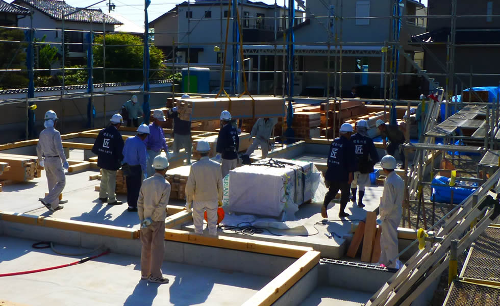 建て方が始まる所